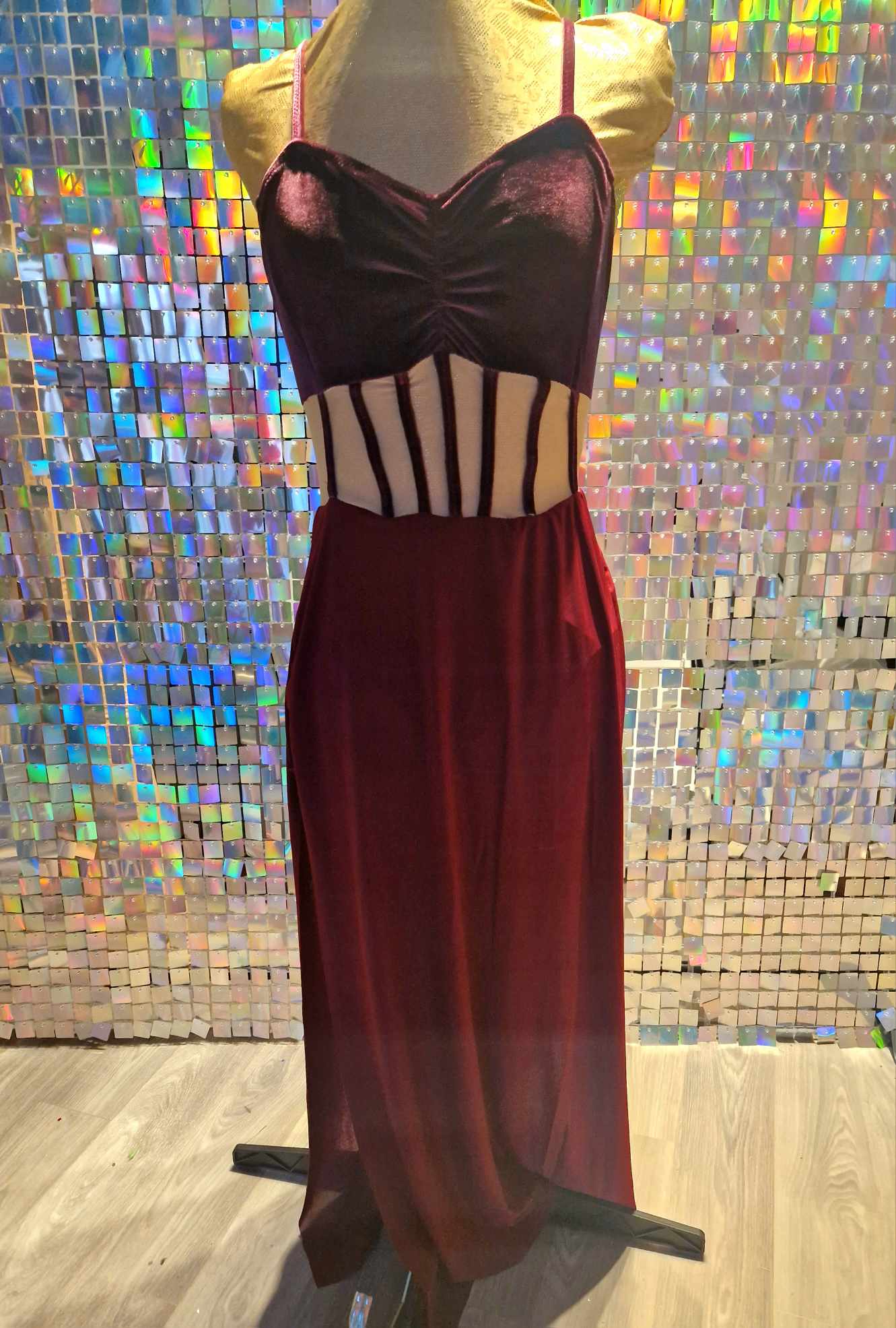 Ava Contemporary Pattern